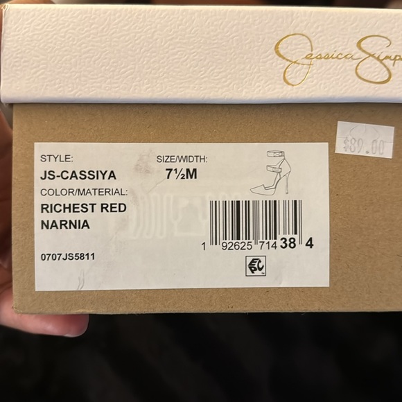 Jessica Simpson Cassius red heels - Picture 10 of 10